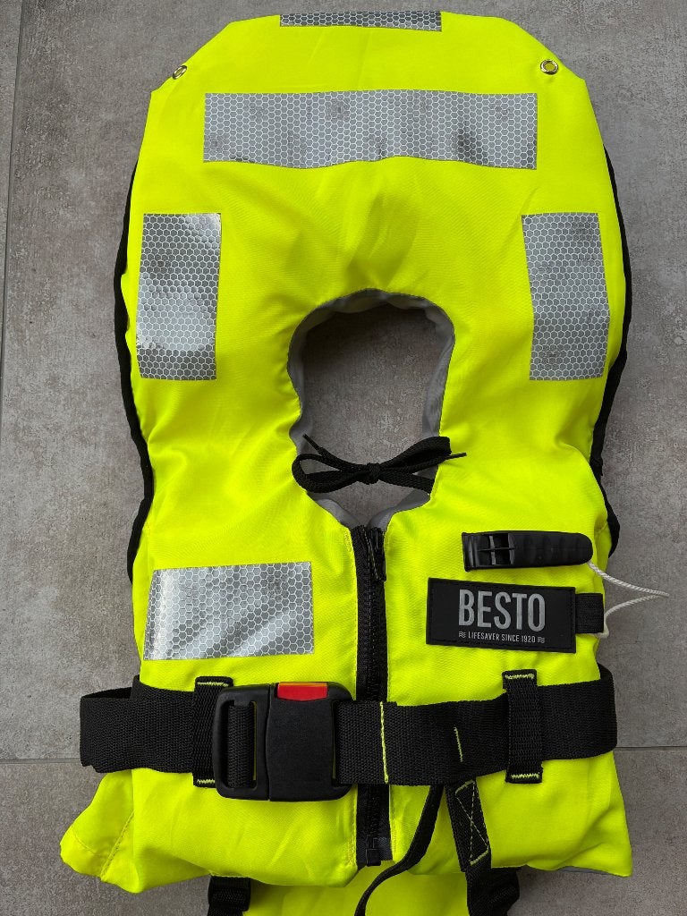 Besto Turnsafe Reddingsvest 150N [5-15 kg], Watersport en Boten, Kind, Besto, Ophalen of Verzenden, Zo goed als nieuw