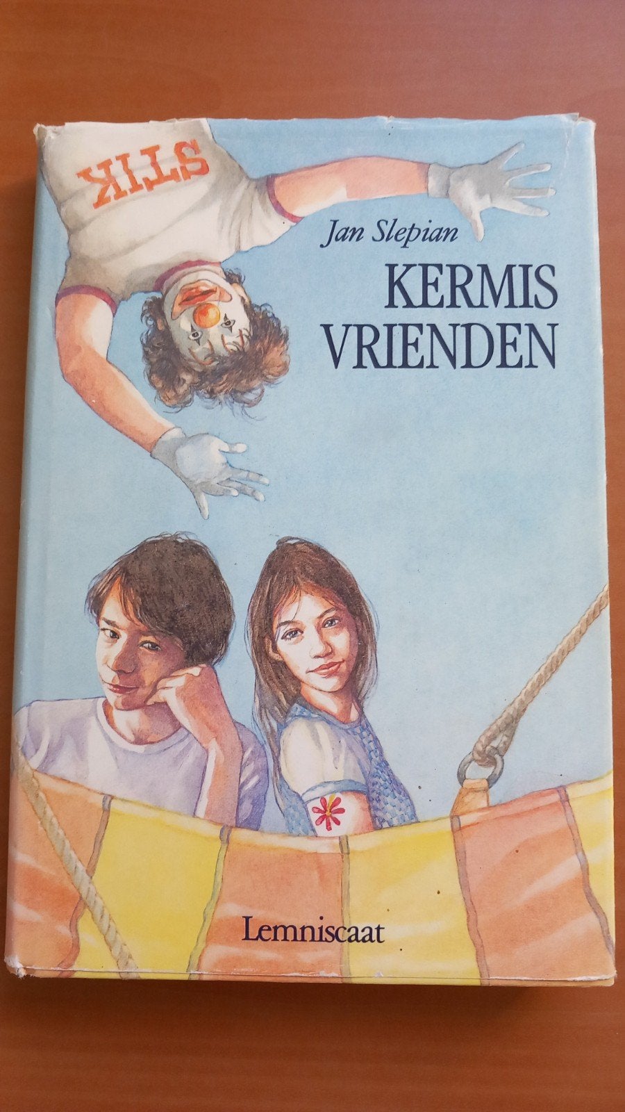 Kermisvrienden - Jan Slepian (Jeugdboek), Ophalen of Verzenden, Gelezen, Jan Slepian, Fictie algemeen