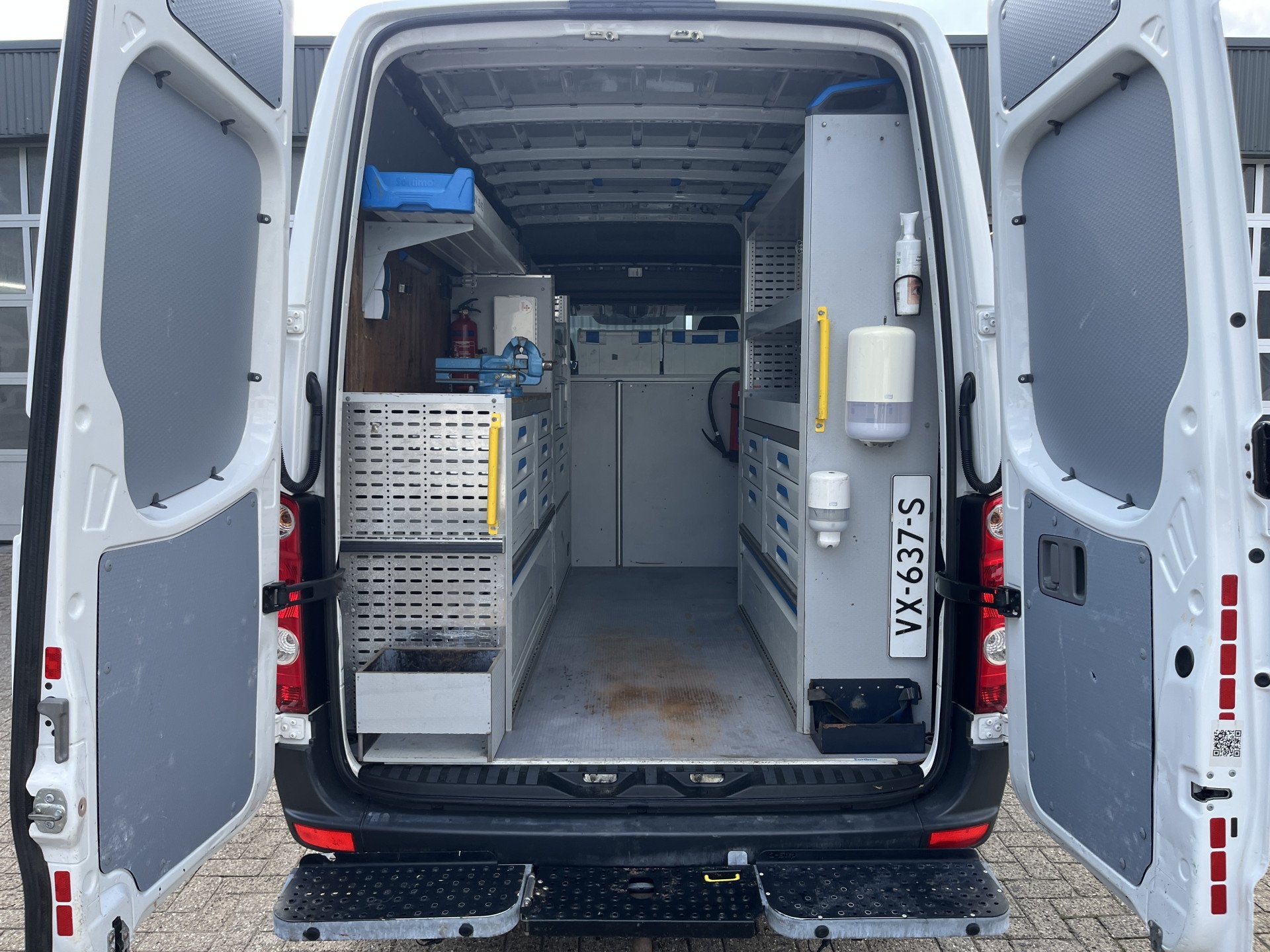 Volkswagen Crafter 2.0 TDI L2H2 Kast Inrichting Trekhaak 350, Gebruikt, 4 cilinders, Volkswagen, Wit