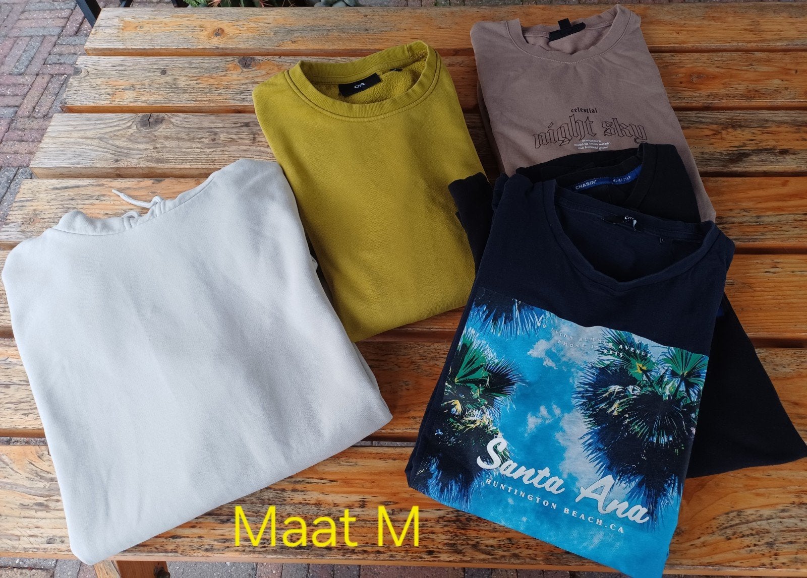 Heren maat M, 2 truien, 4 t shirts, Ophalen of Verzenden, Zo goed als nieuw, Maat 48/50 (M)