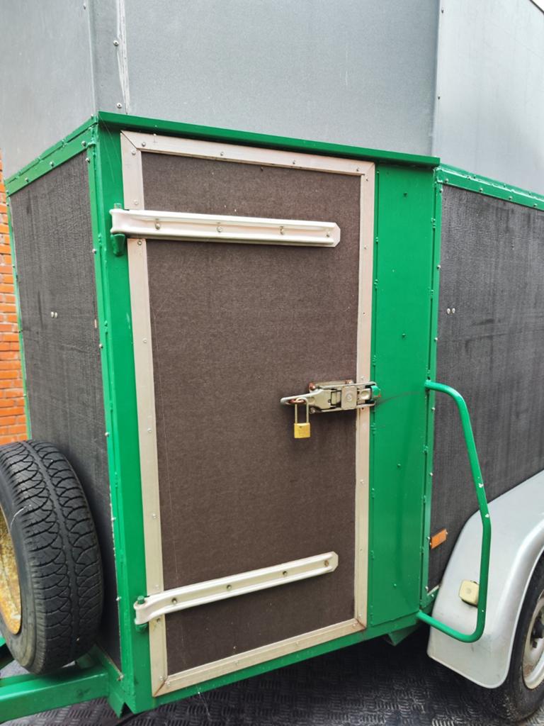 Gesloten aanhanger, Auto diversen, Aanhangers en Bagagewagens, Ophalen, Gebruikt