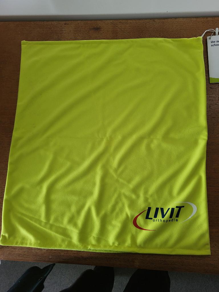 Schoenen tas , geel.            Nieuw., Ophalen of Verzenden, Nieuw, Geel, Overige typen
