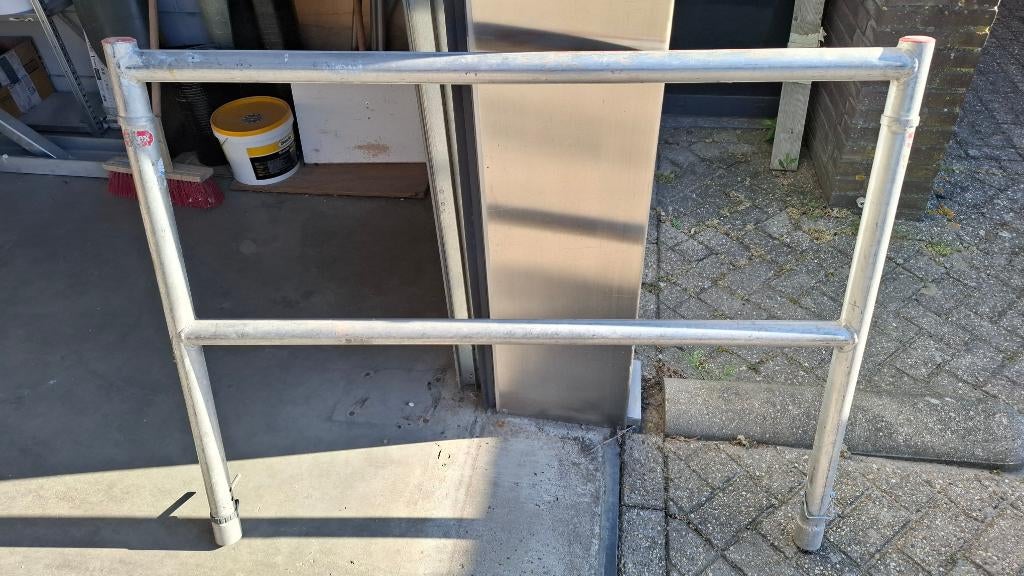 steigerleuning, leuningrek Altrex, Ophalen, Gebruikt, Rolsteiger of Kamersteiger, Minder dan 2 meter