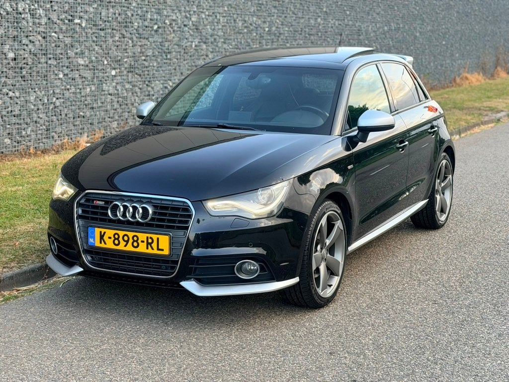 Audi A1 1.4 Tfsi Sportback S-tronic| PANO| S-LINE, A1, Zwart, 4 cilinders, 4 stoelen