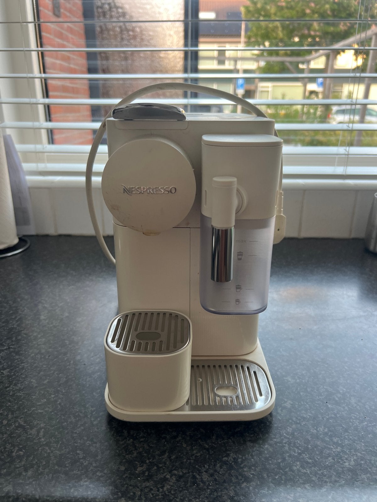 Nespresso koffiemachine - lekt, voor de handige klusser, Ophalen, Koffiepads en cups, Koffiemachine, 1 kopje