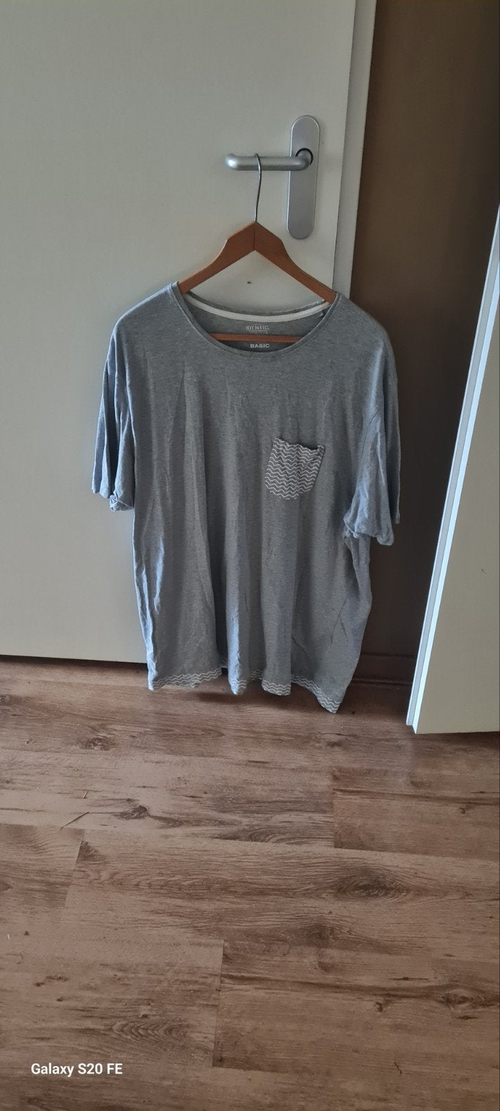 heren T-shirt maat 5XL, Ophalen of Verzenden, Zo goed als nieuw, Grijs, Shirt