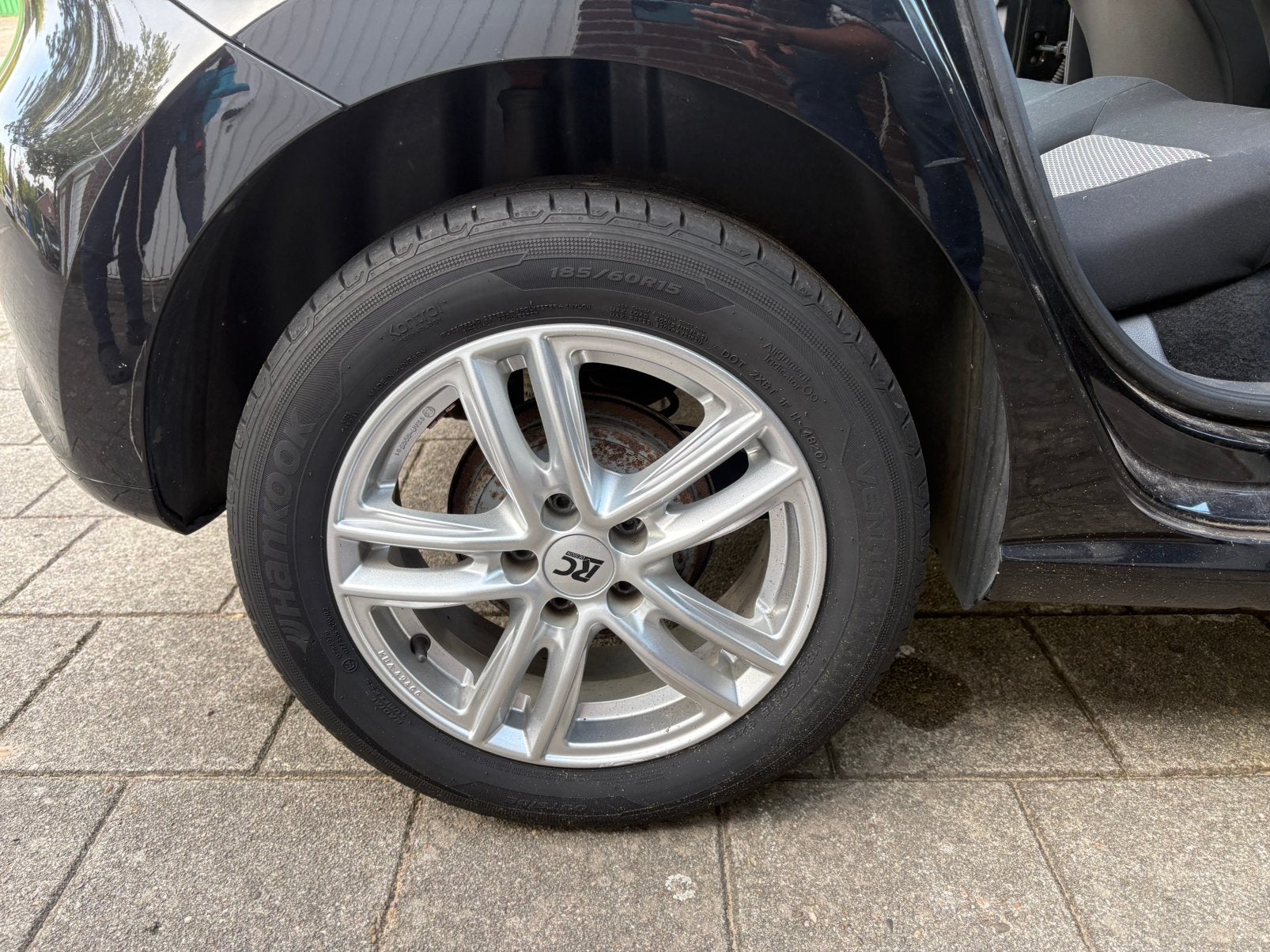 Hankook 185/60 R15 banden velgen ZGAN volkswagen polo audi, Ophalen, 15 inch, 185 mm, Band(en)