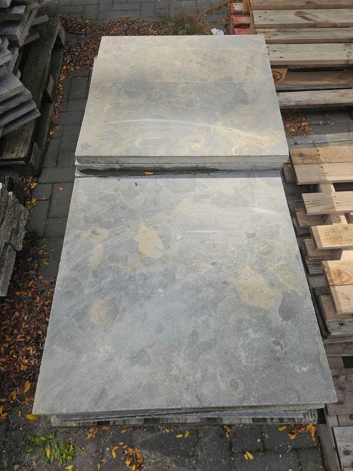 Chinese hardsteen terrastegels 60x60 cm, ca. 44 m², Tuin en Terras, Tegels en Klinkers, Ophalen, Gebruikt, Terrastegels, Natuursteen