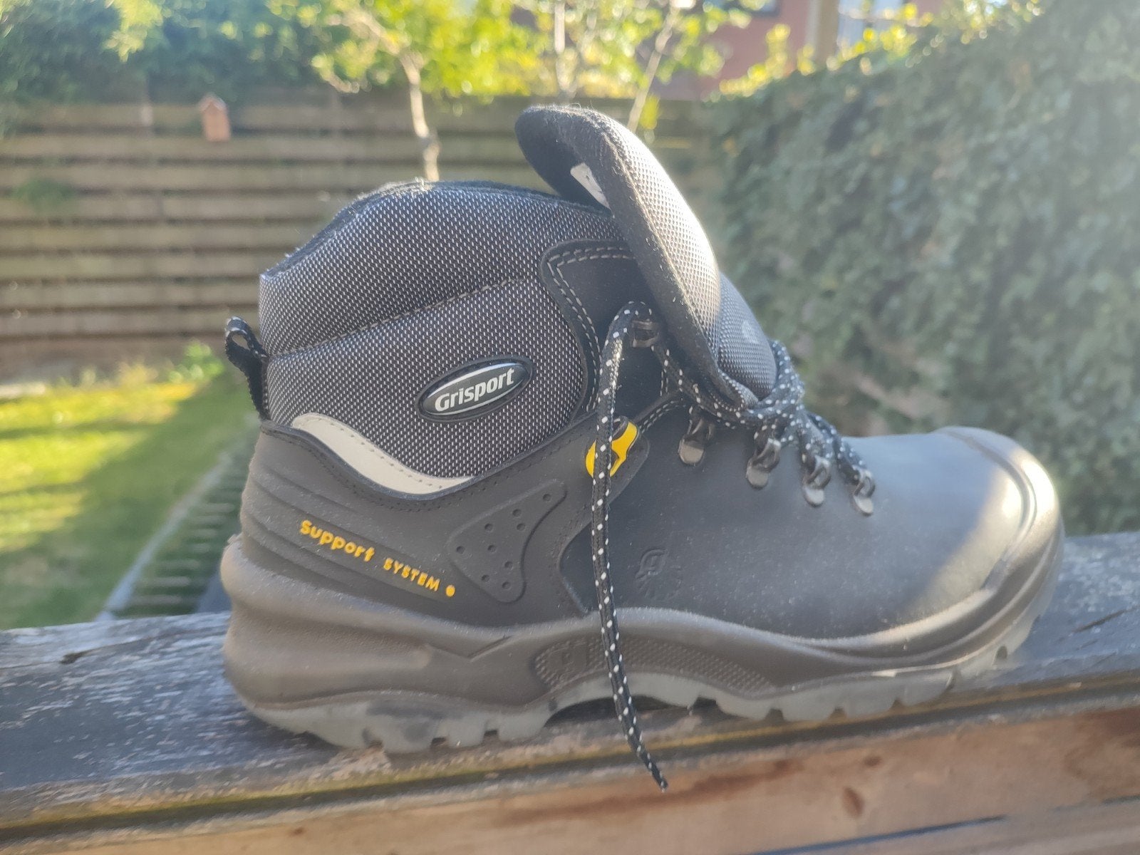 werkschoenen, Ophalen, Nieuw