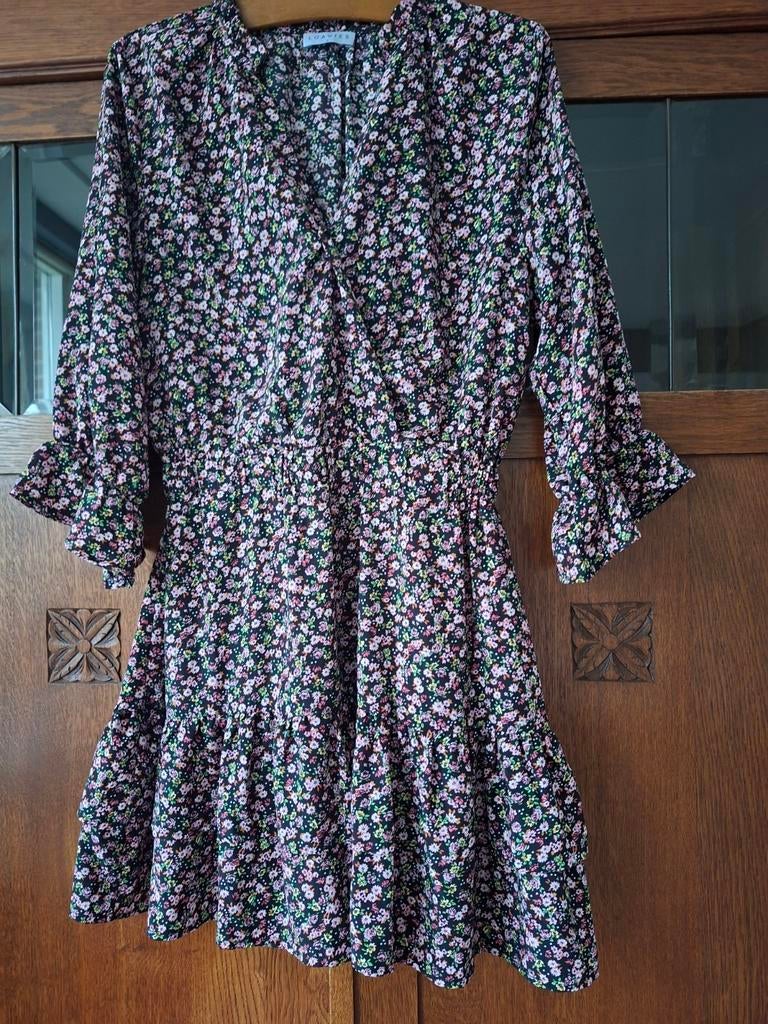 Jurk Loavies Maat S, Kleding | Dames, Jurken, Zo goed als nieuw, Maat 36 (S), Overige kleuren, Boven de knie, Ophalen of Verzenden