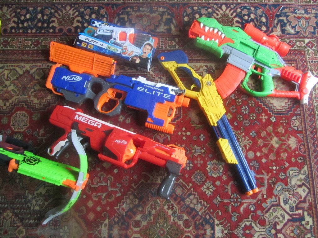 Speelgoed pistolen, geweren, waterpistool 6 stuks, Ophalen of Verzenden, Zo goed als nieuw