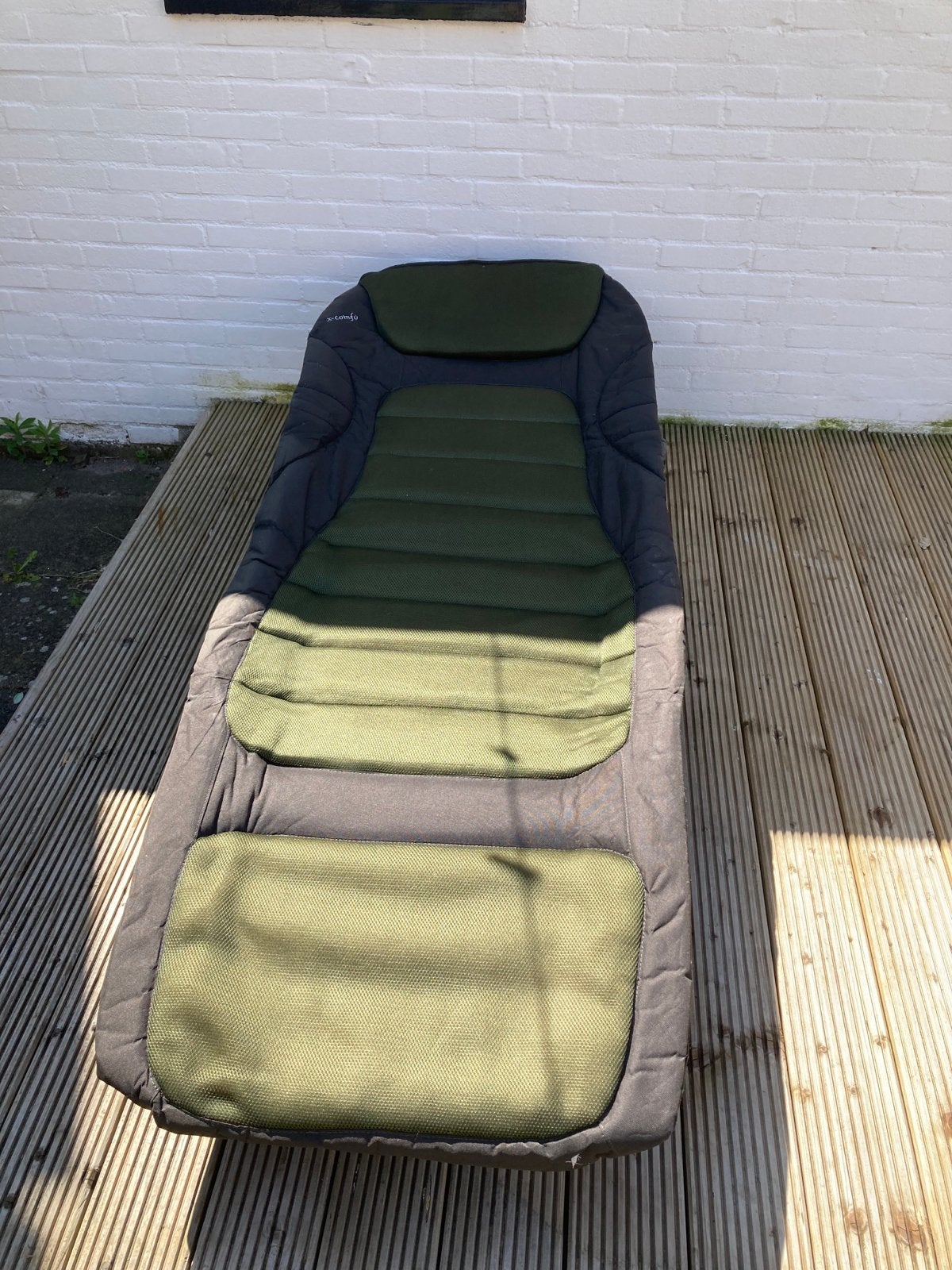 X-Comfo Ligstoel/Veldbed - Ideaal voor buiten, Ophalen of Verzenden, Gebruikt
