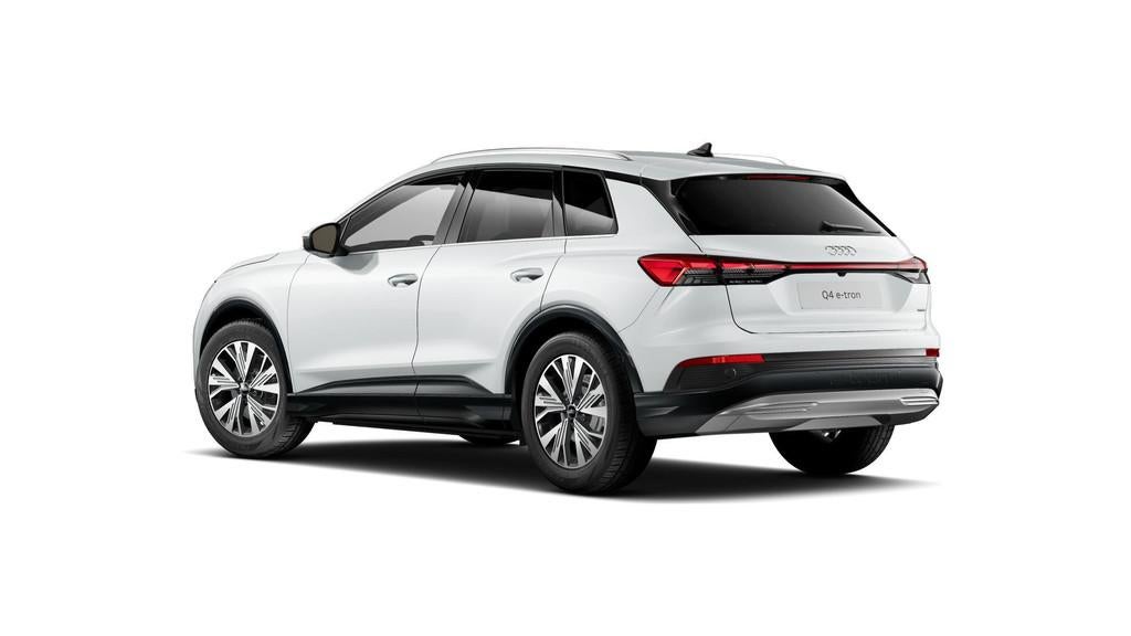 Audi Q4 e-tron 45 quattro Advanced edition 82 kWh S line int, 12 maanden, Stof, Gebruikt, Zwart