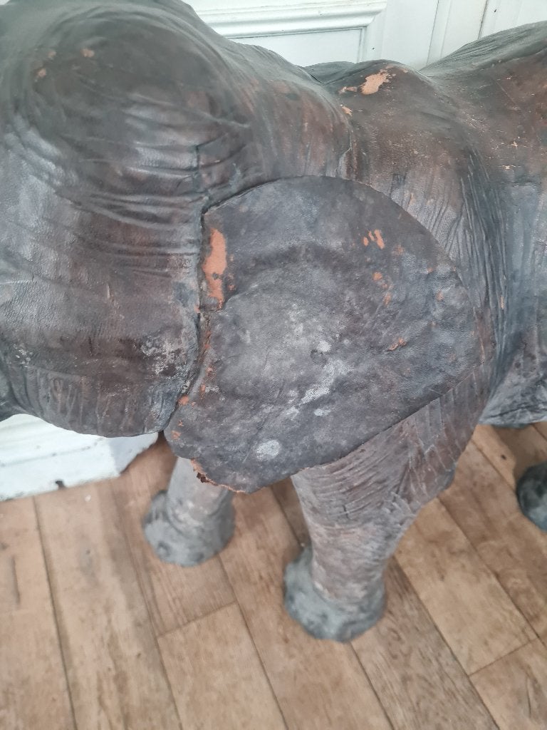 Antieke 1 m hoge Victoriaanse leren olifant, Antiek en Kunst, Ophalen