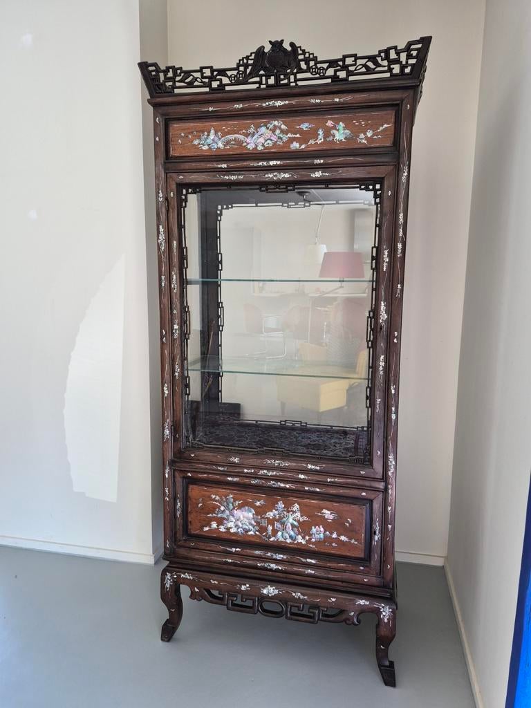 Prachtige Chinese Palissander Kast met Parelmoer Inleg, Ophalen
