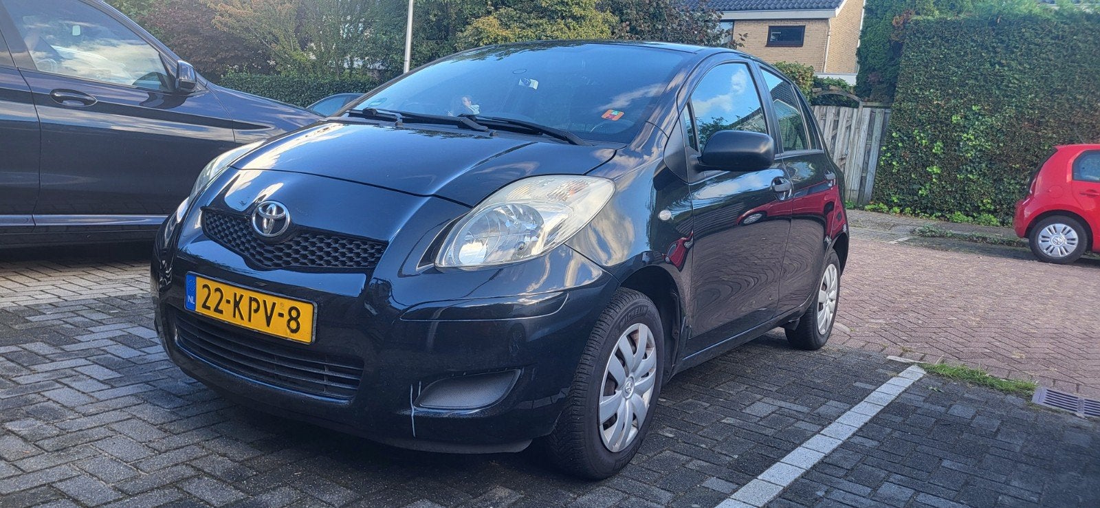 Toyota Yaris 5D | Airco | NAP | APK 08-2027, Voorwielaandrijving, 40 €/maand, 750 kg, Zwart