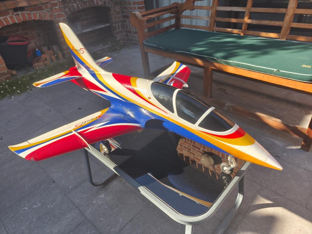 FMS Avanti V3 EDF Jet met Gyro 6S PNF, Hobby en Vrije tijd, Modelbouw | Radiografisch | Vliegtuigen, Gebruikt, Elektro, Ophalen