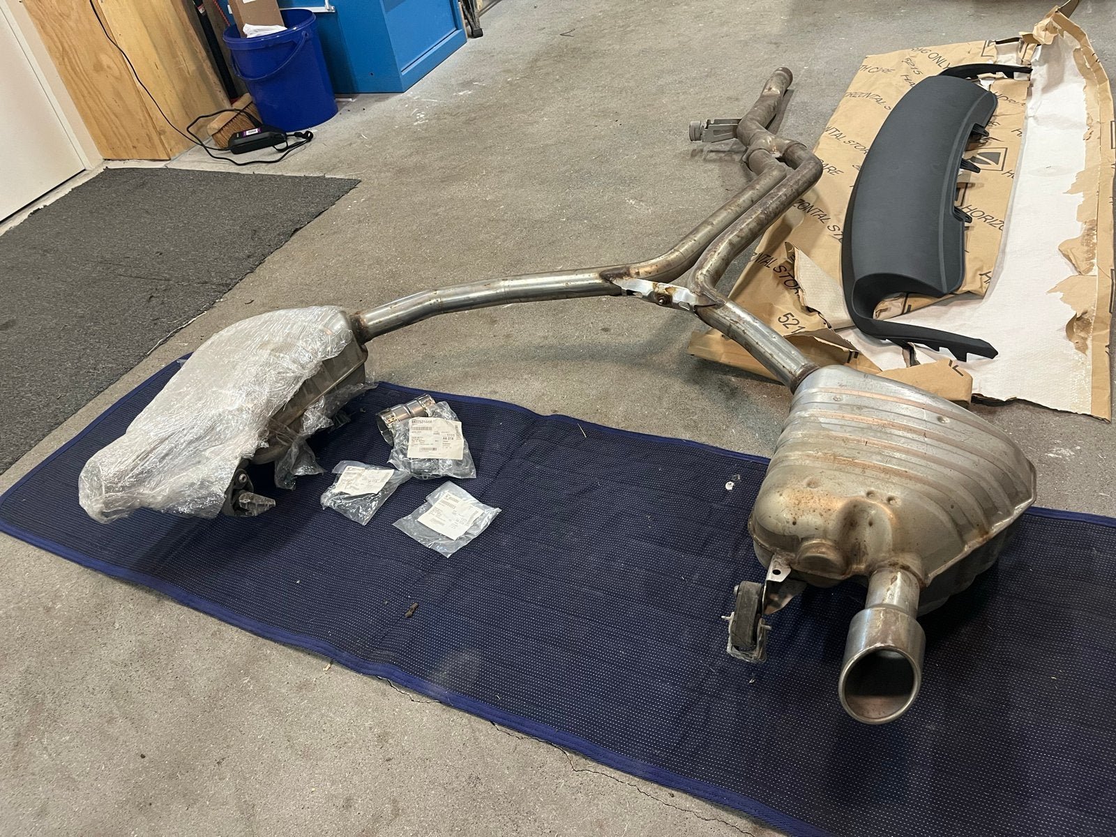 Audi A4 B8 dubbele Uitlaat en Diffuser (8K0 253 611 Q), Ophalen, Gebruikt, Audi