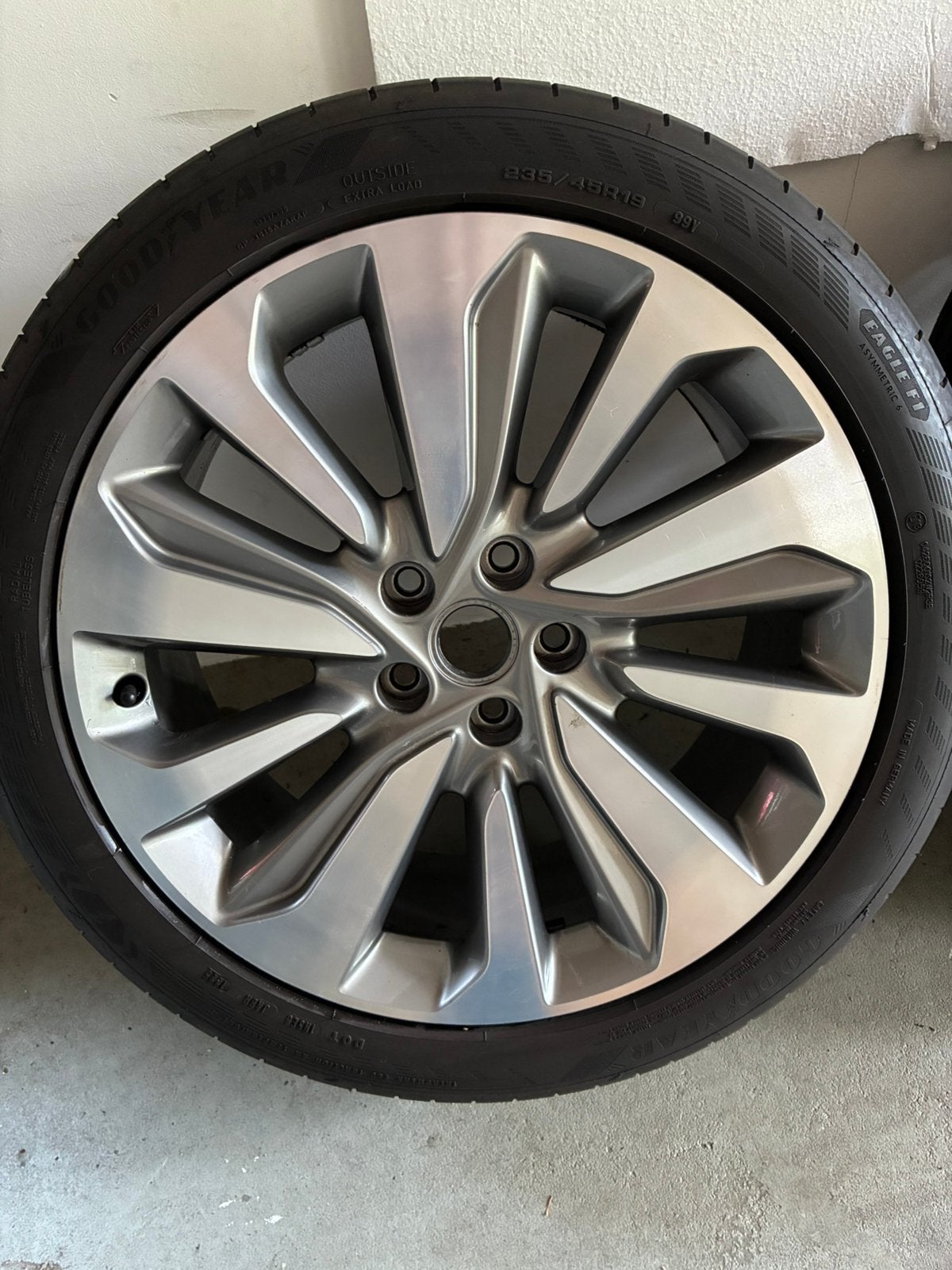 Originele Opel 19 inch velgen met Goodyear banden, Auto-onderdelen, Banden en Velgen, Gebruikt, Banden en Velgen, 235 mm, Personenwagen