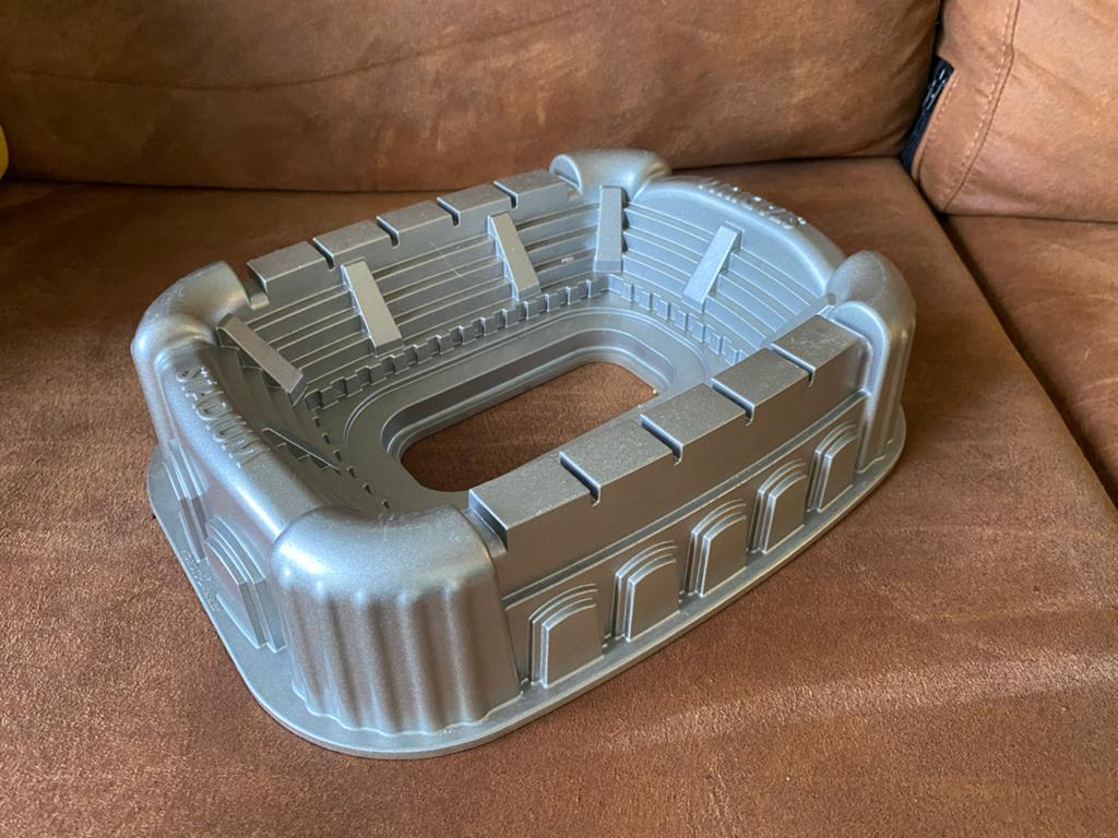 Stadion bakvorm - uniek voor sportfans, Overige typen, Zilver, Ophalen of Verzenden, Zo goed als nieuw