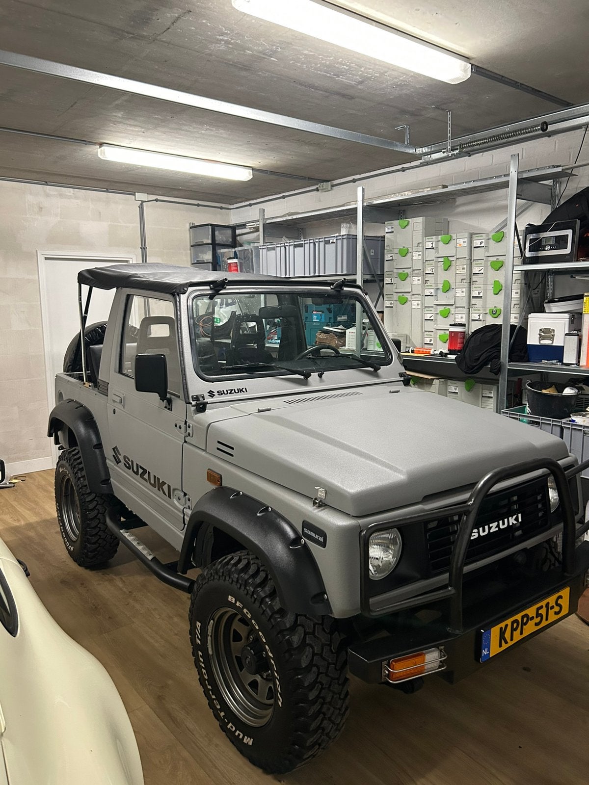 Suzuki Samurai SJ413 4x4 1988 – Roestvrij – Topstaat, Auto's, Suzuki, 64 pk, 4 cilinders, Cabriolet, 4 stoelen