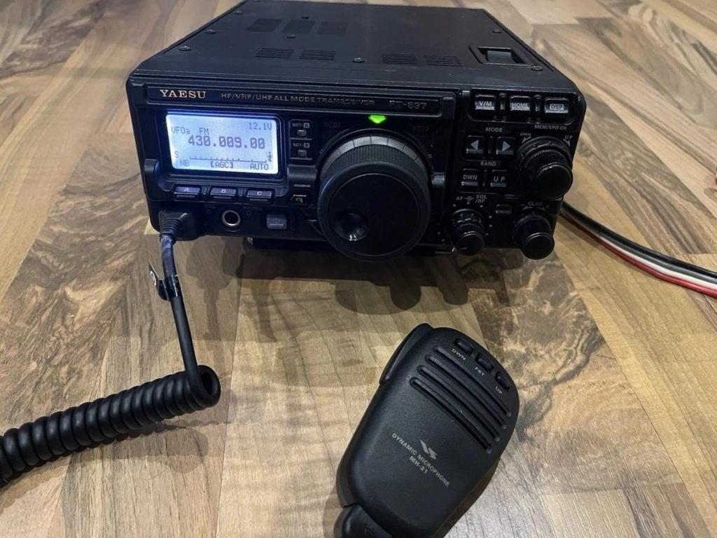Yaesu FT-897 KW Transceiver Allmode, Telecommunicatie, Zenders en Ontvangers, Ophalen, Nieuw, Ontvanger