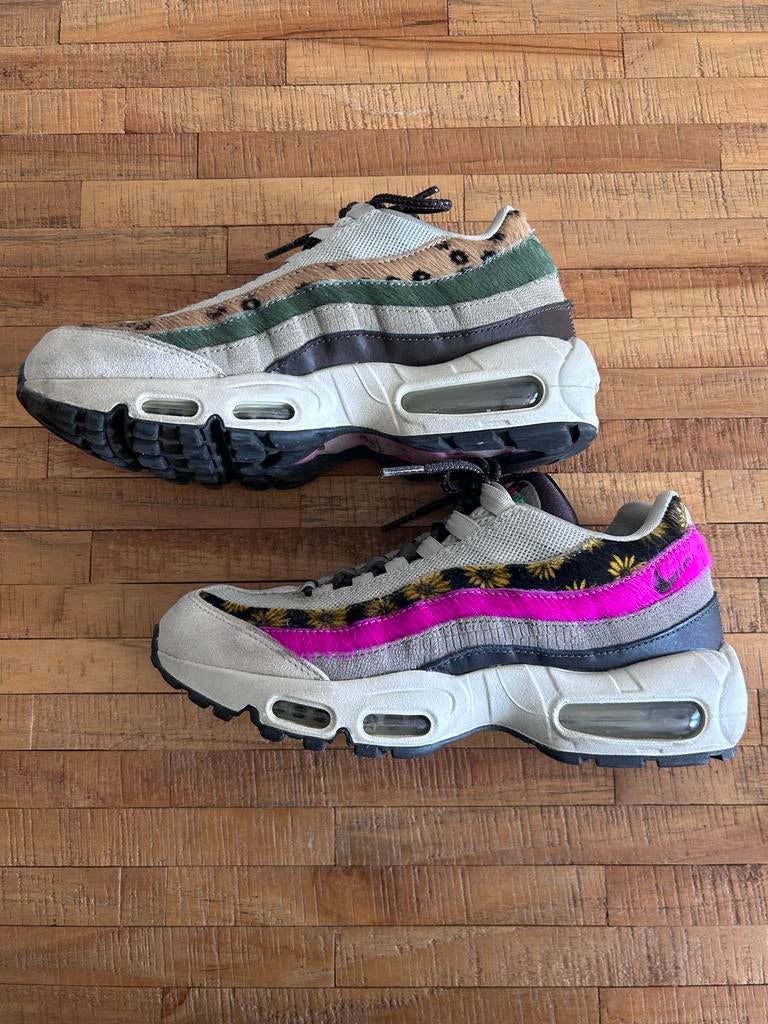 Nike Air Max 95 DX9535 Daisy Leopard Uniek Design, Ophalen of Verzenden, Zo goed als nieuw, Overige kleuren, Sneakers of Gympen