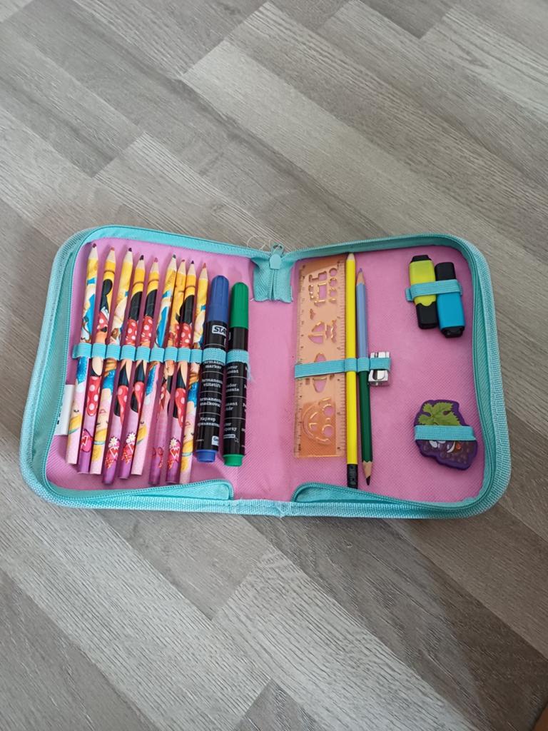 Etui met inhoud, Diversen, Schoolbenodigdheden, Ophalen
