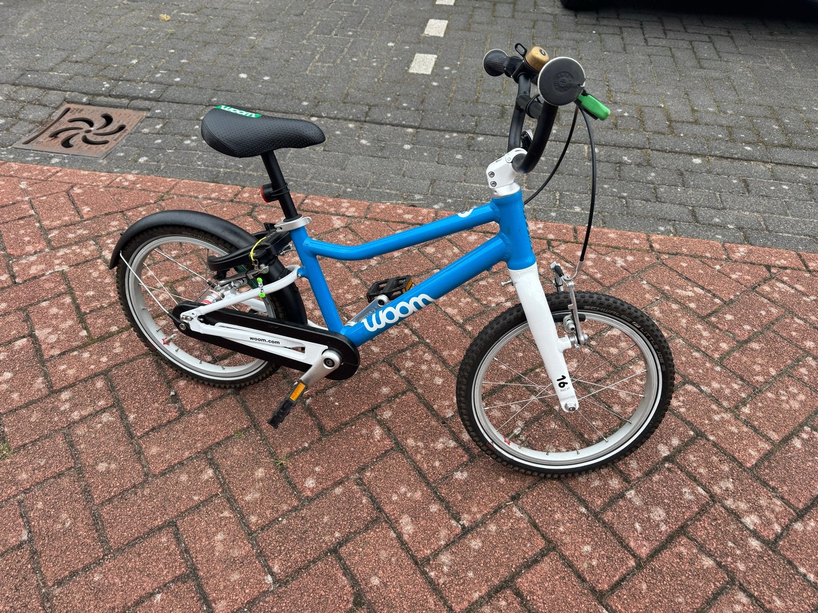 Woom kinderfiets 16 inch - Zo goed als nieuw, Fietsen en Brommers, Ophalen, Zo goed als nieuw, 16 tot 20 inch