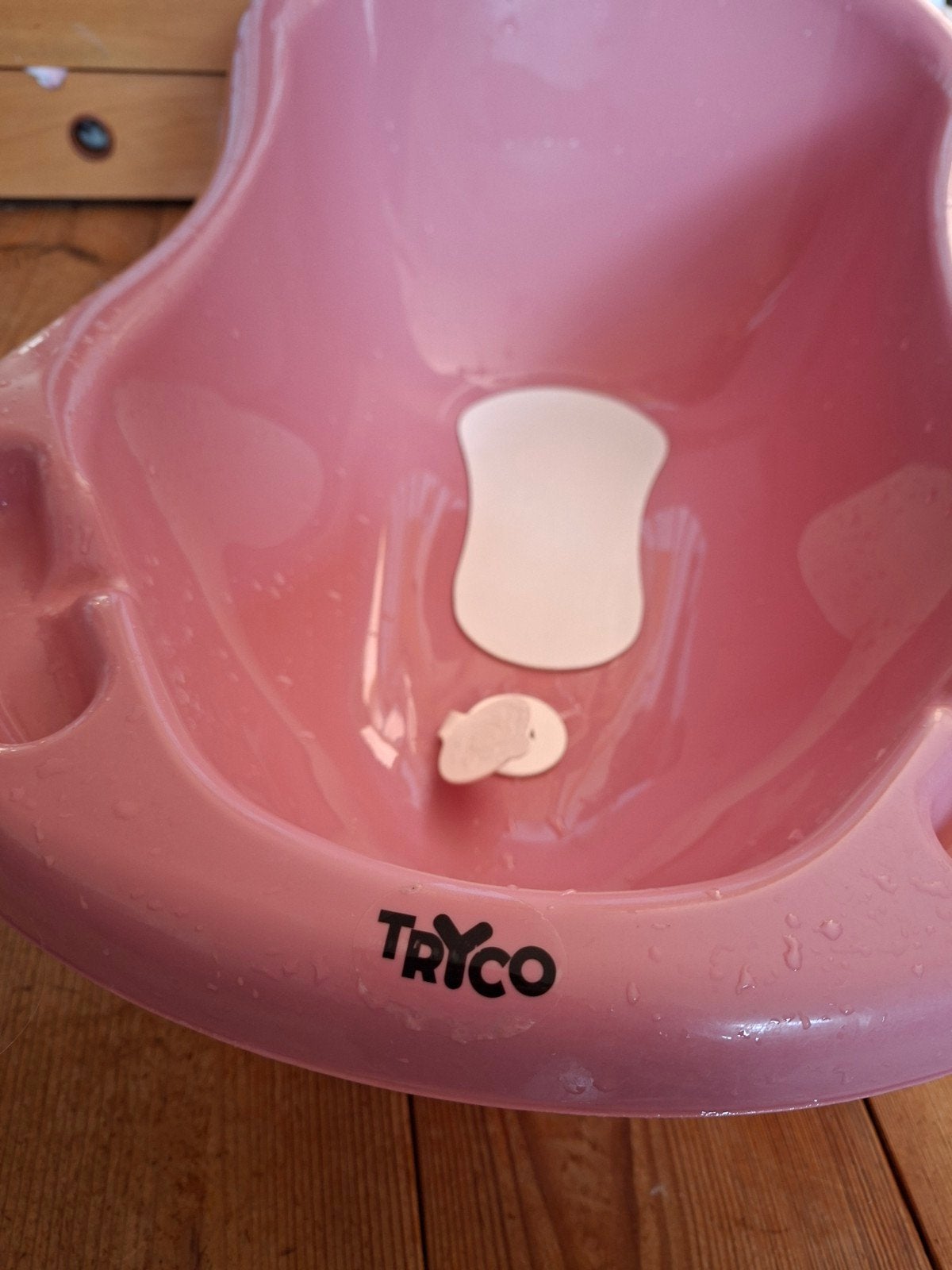 Roze babybadje van Tryco met antislipmatje, Ophalen, Zo goed als nieuw, Badje, Overige merken