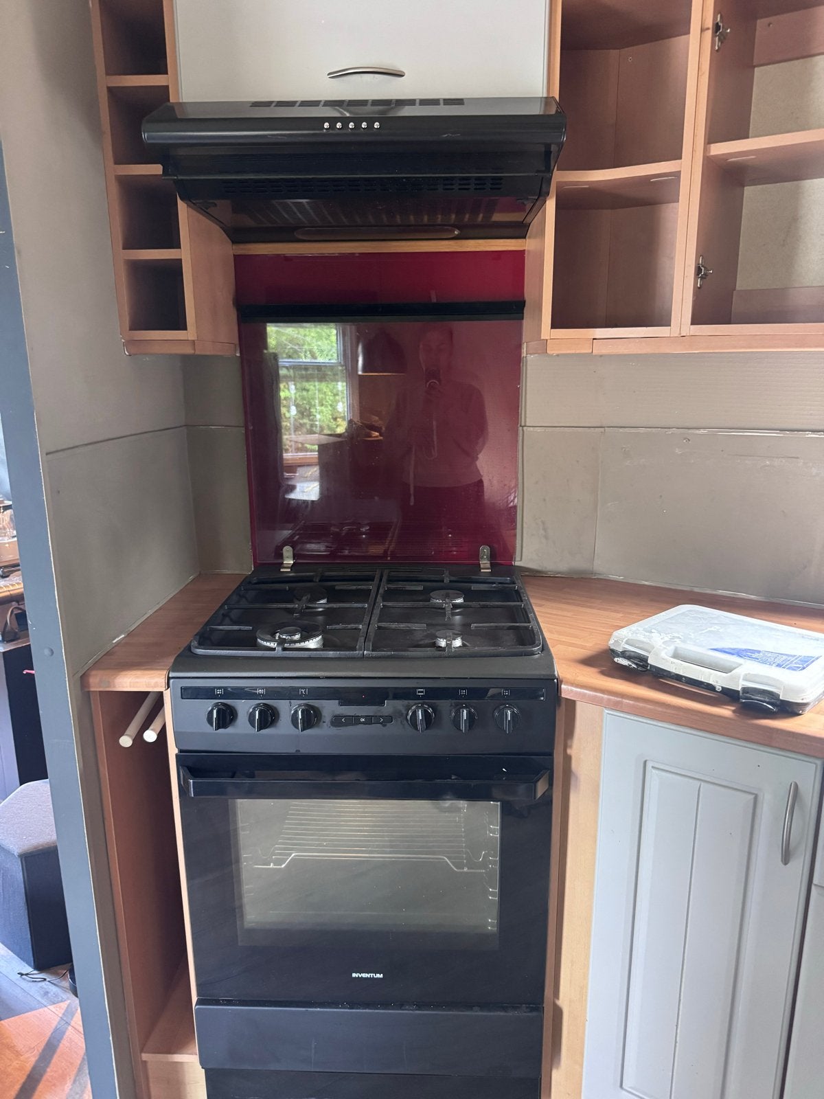 Gasfornuis met oven en afzuigkap inventum, Ophalen, Gebruikt, 4 kookzones, Gas