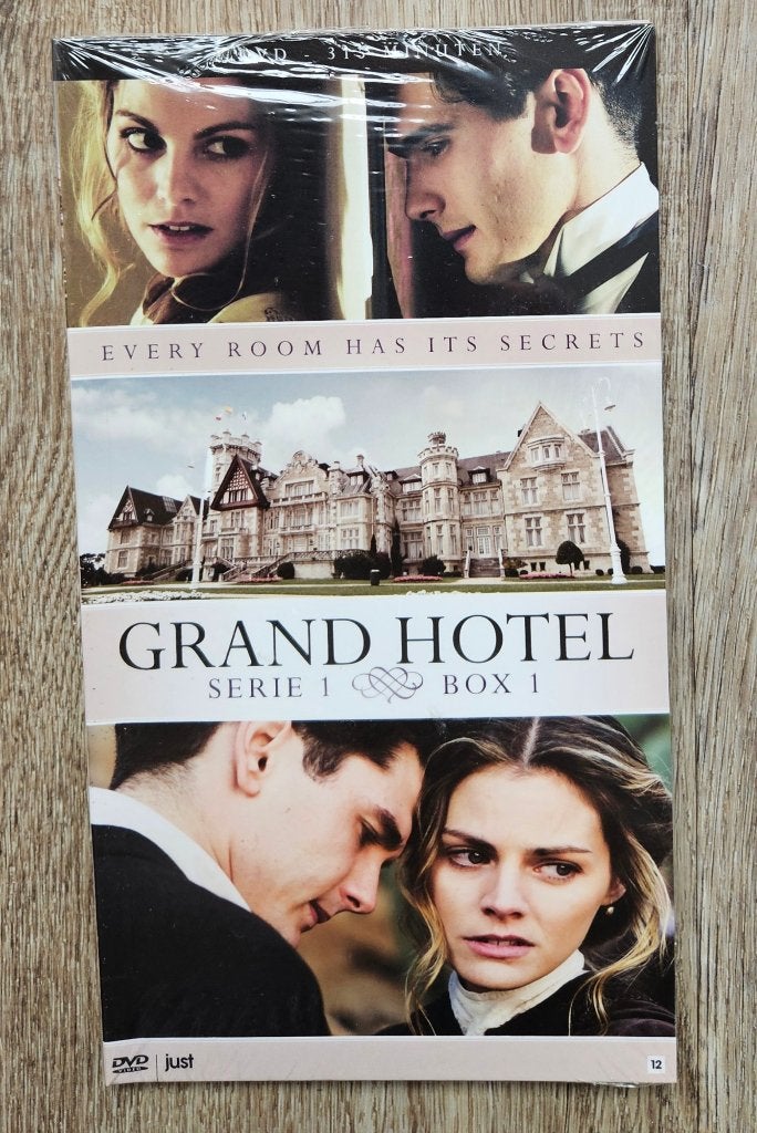 DVD box Grand Hotel serie1, Cd's en Dvd's, Dvd's | Tv en Series, Alle leeftijden, Ophalen of Verzenden, Nieuw in verpakking, Drama