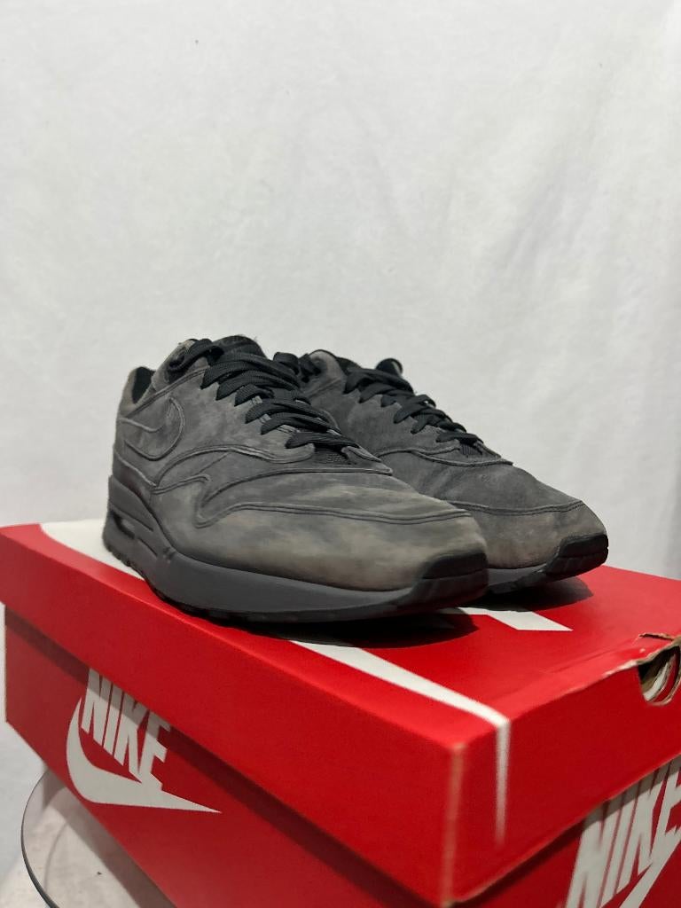 ALS NIEUW! Maat 44 - Nike Air Max 1 Premium Anthracite, Overige kleuren, Verzenden, Nike, Nike
