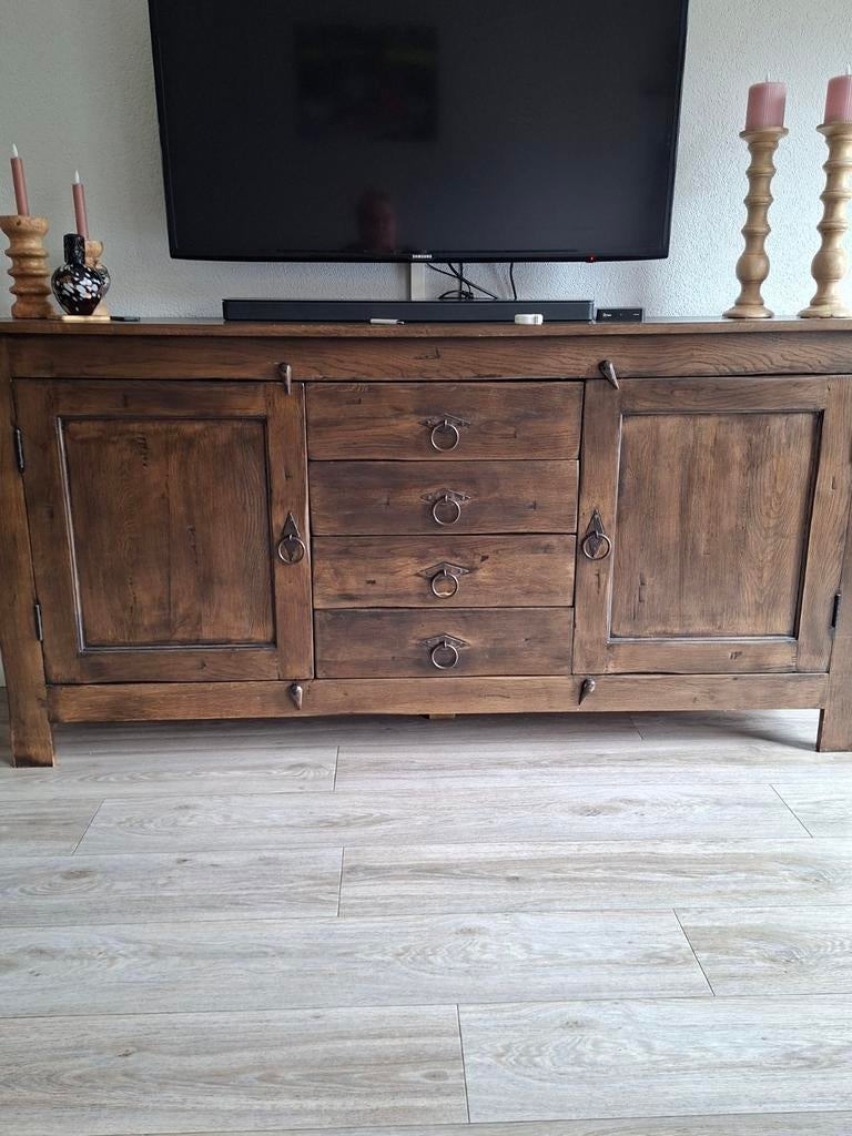 Massief houten dressoir, Huis en Inrichting, Ophalen, Gebruikt, 150 tot 200 cm, 25 tot 50 cm
