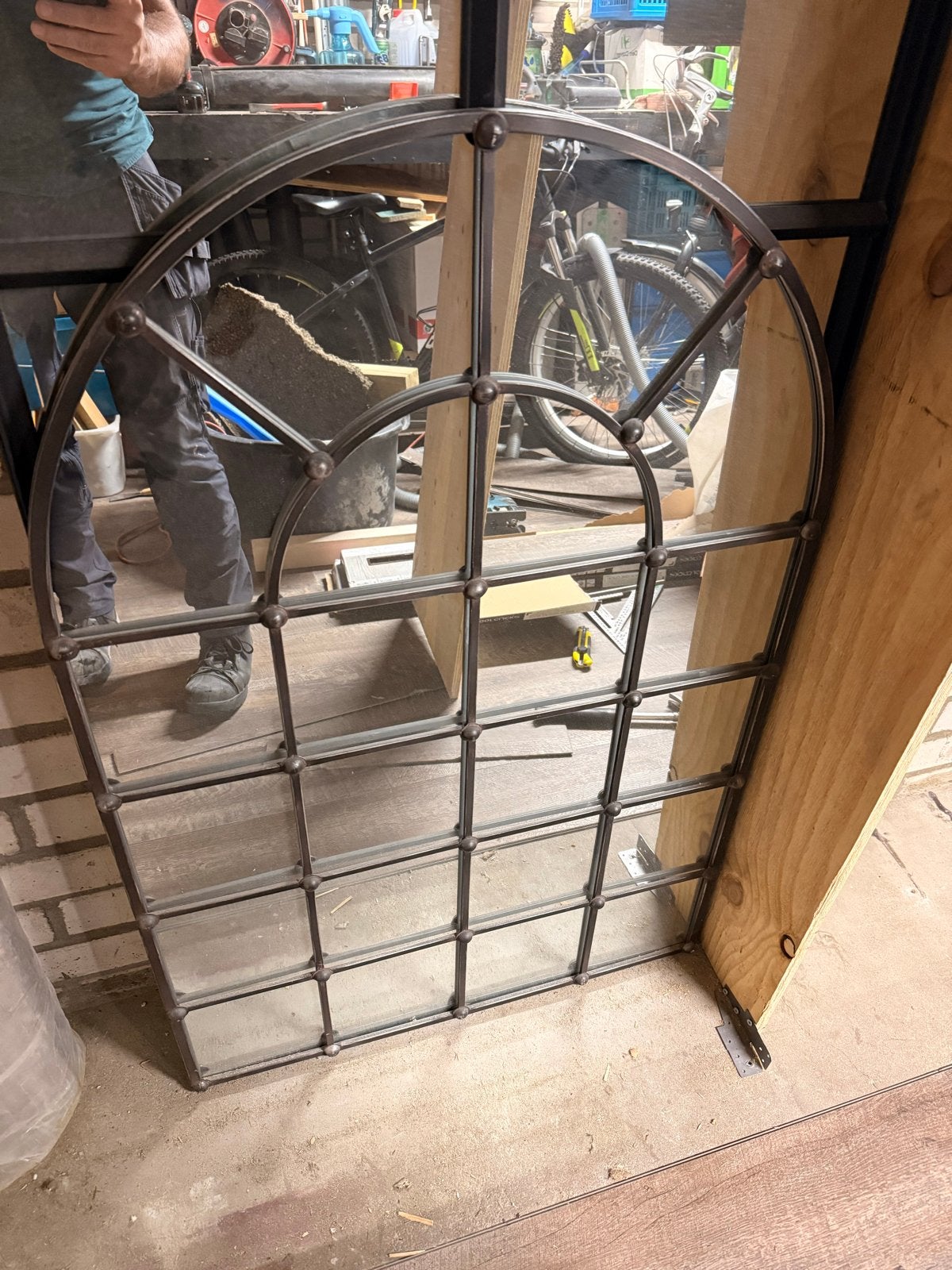 Decoratieve spiegel met metalen frame, boogvormig, Ophalen, Overige vormen, 50 tot 100 cm, 100 tot 150 cm
