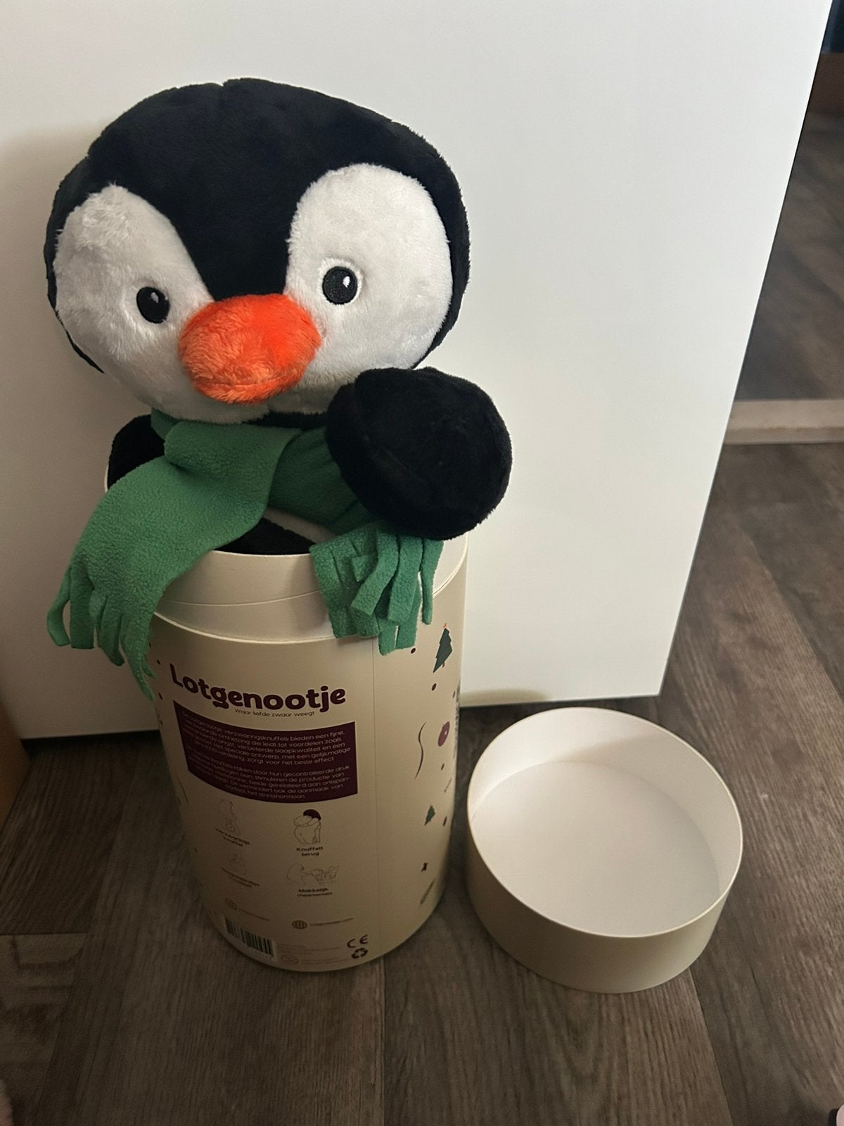 Lotgenootje Pinguin Limited Edition, Ophalen of Verzenden, Nieuw, Stoffen beer, Cherished Teddies