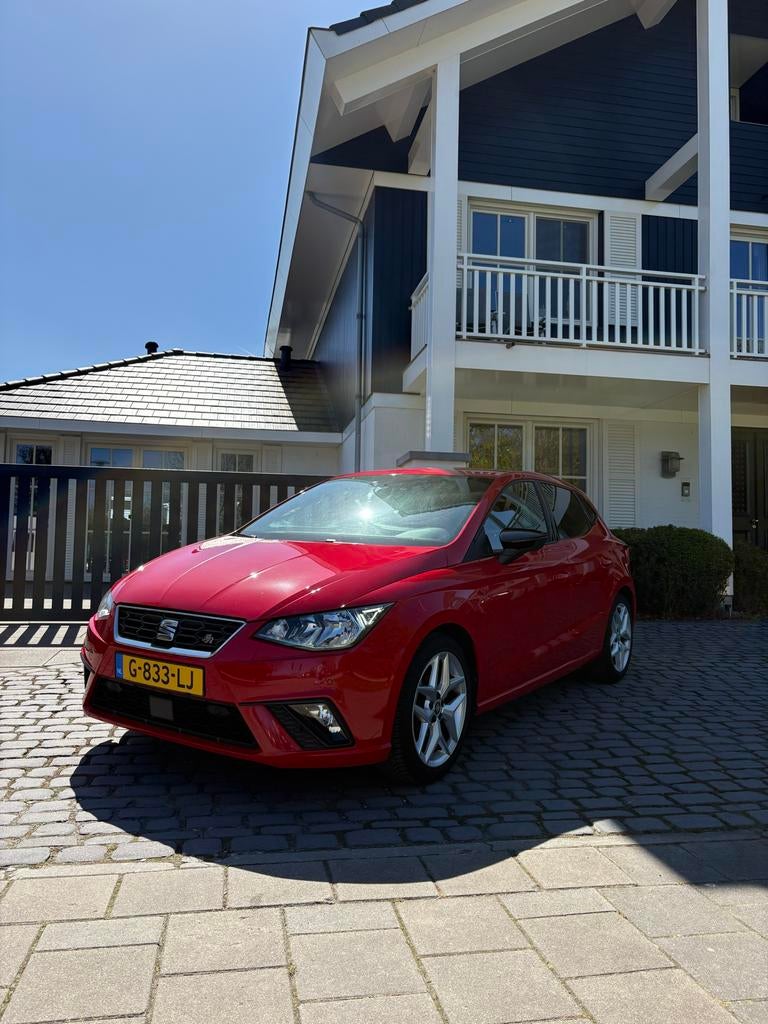 Seat Ibiza FR Business Intense 2019, Voorwielaandrijving, 40 €/maand, Zwart, 95 pk