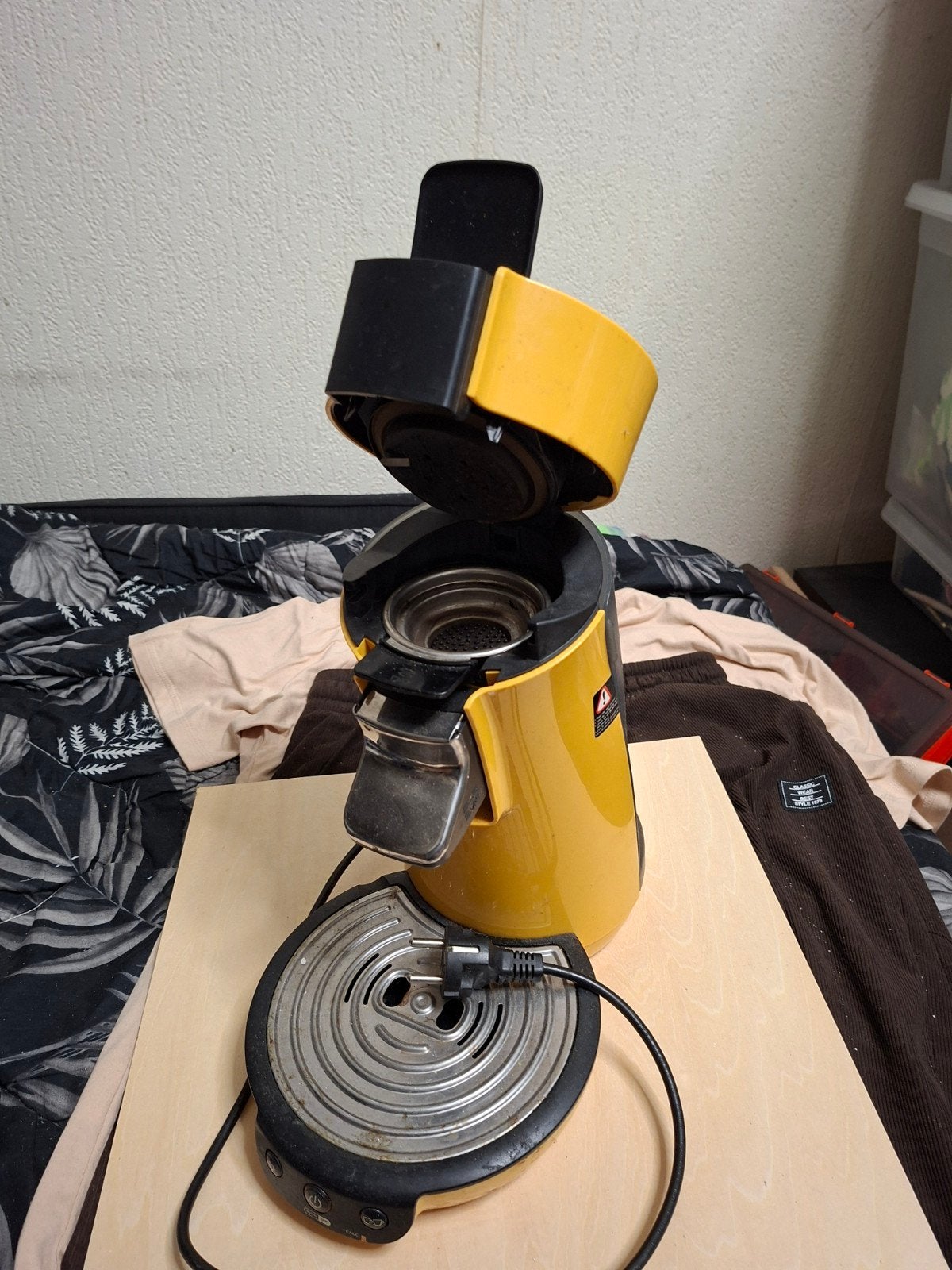 Philips Senseo koffiezetapparaat - Geel (mist 1-pads houder), Koffiepads en cups, Gebruikt, Koffiemachine, Ophalen of Verzenden