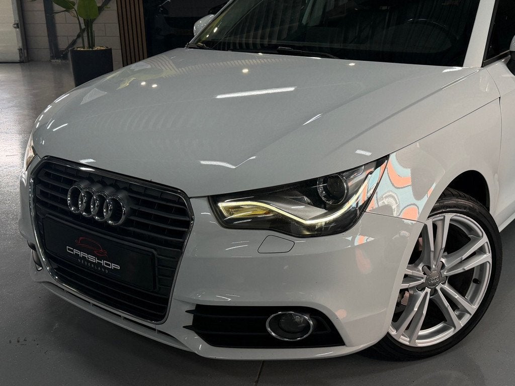 Audi A1 1.2 TFSI Ambition Pro Line S CRUISE/PDC/LED/5DEURS, Voorwielaandrijving, Euro 5, Zwart, 4 cilinders