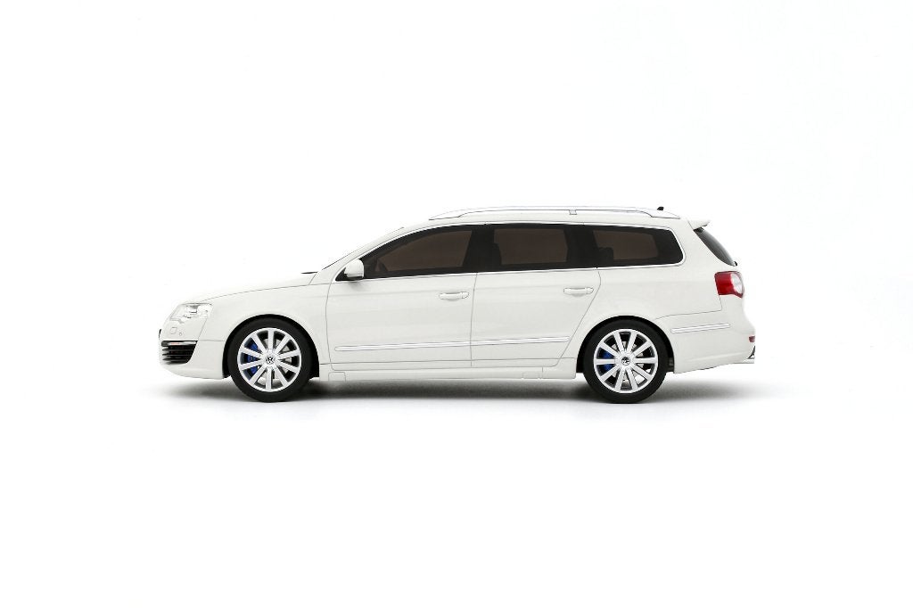 OttoMobile 1:18 Volkswagen Passat (B6) R36 Variant wit 2008, OttOMobile, -, Nieuw, Ophalen of Verzenden