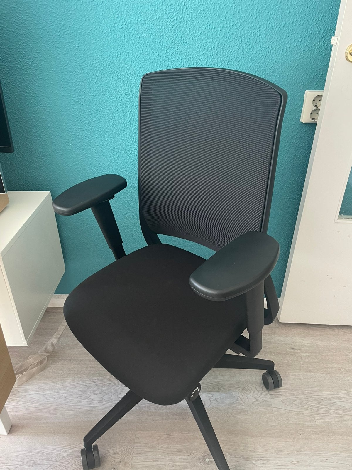 Zinn smart office chair / bureaustoel, Ophalen, Zwart, Nieuw, Bureaustoel