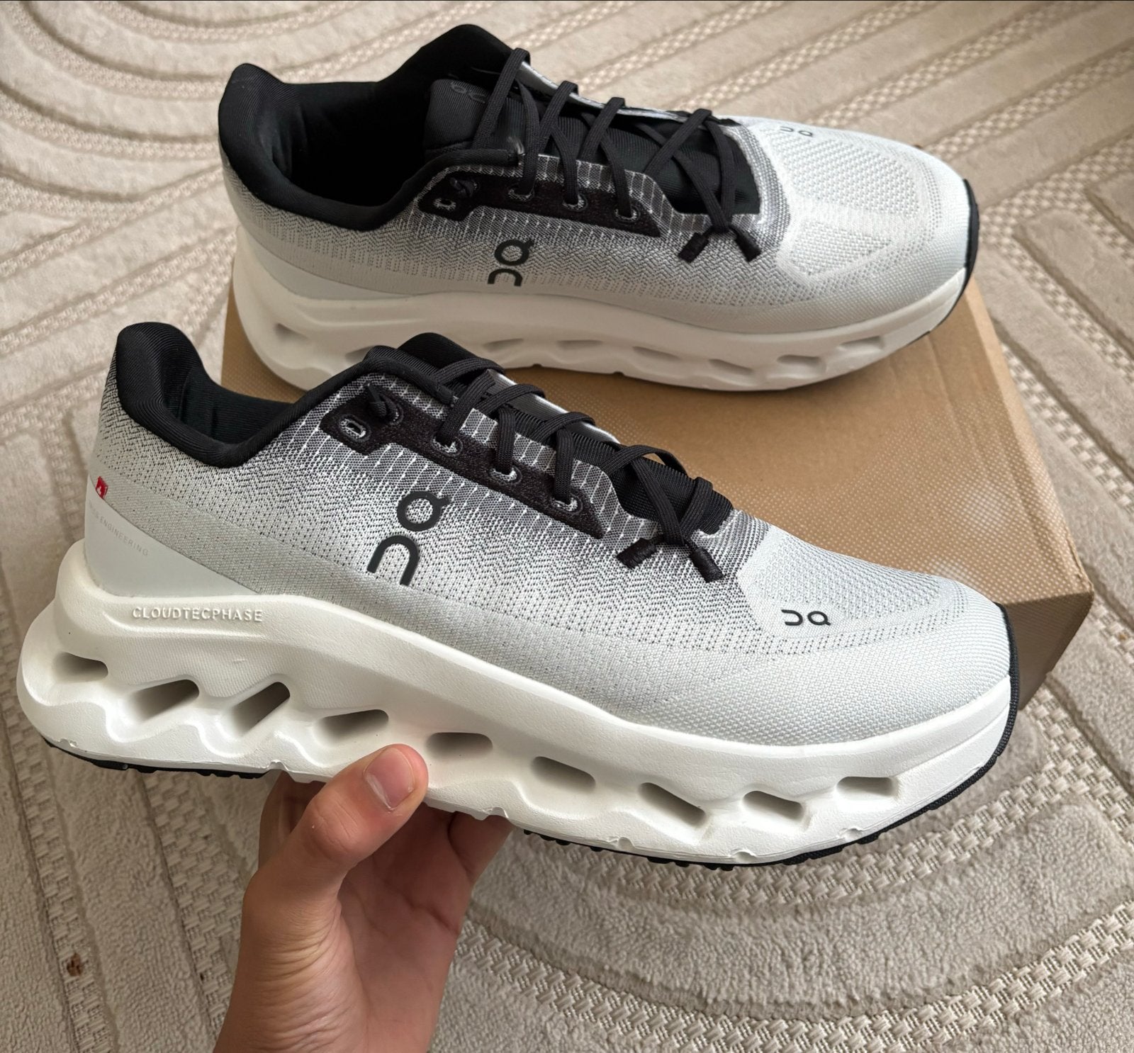 ON CLOUD schoenen - zwart/wit, Zwart, Nieuw, Ophalen of Verzenden, Sneakers of Gympen