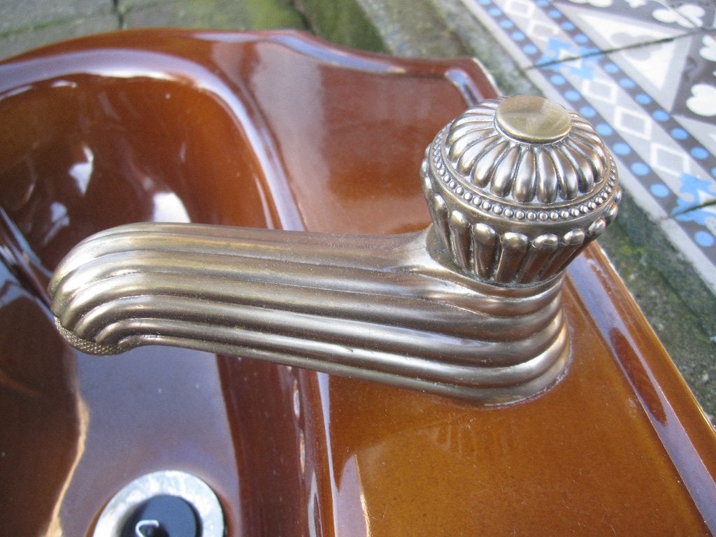 Prachtig roodbruin fonteintje, ZONDER kraan, Ophalen
