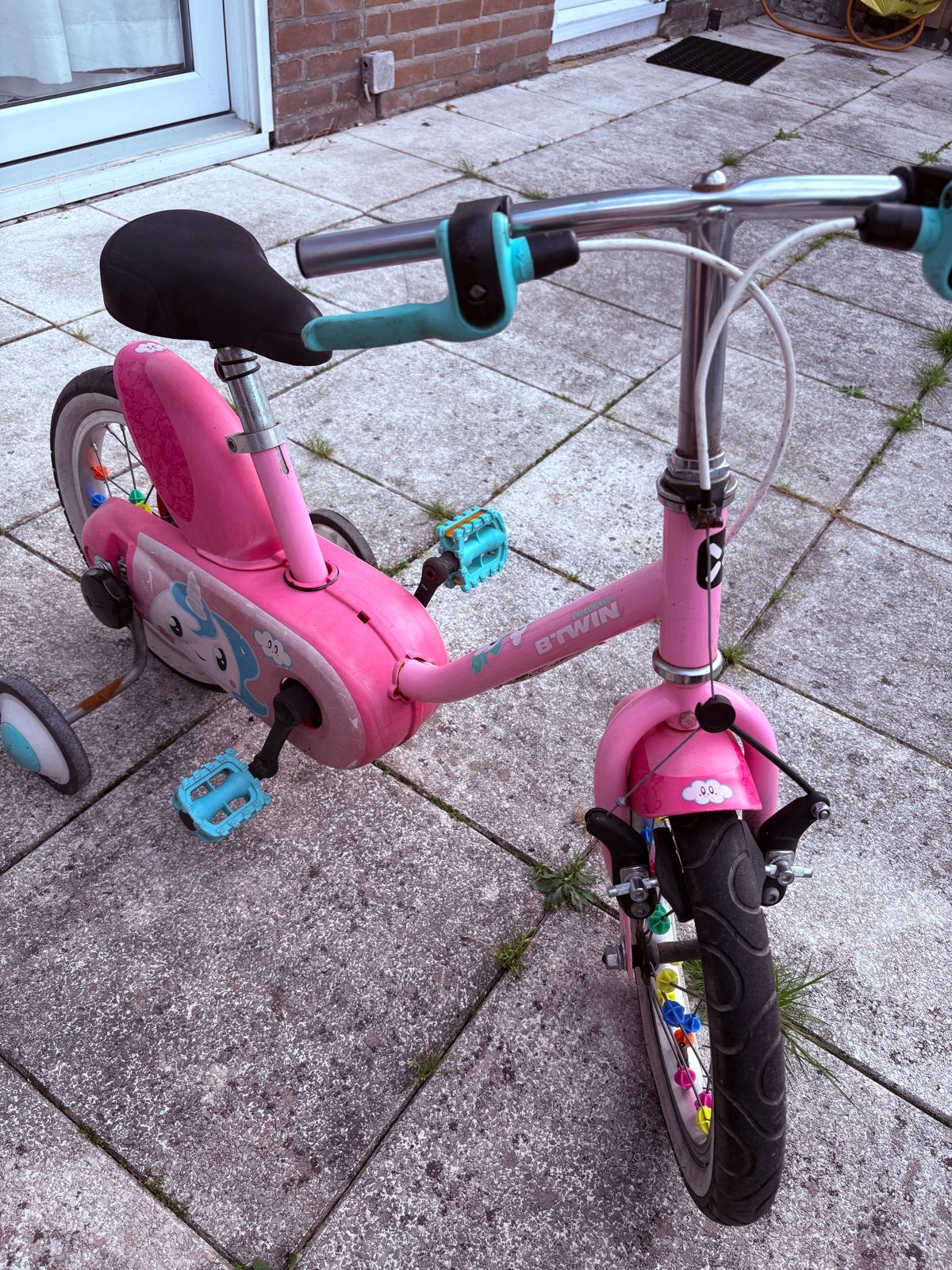 Roze B'TWIN kinderfiets met zijwieltjes - 14 inch, Ophalen, Zijwieltjes, Velgrem, 16 tot 20 inch