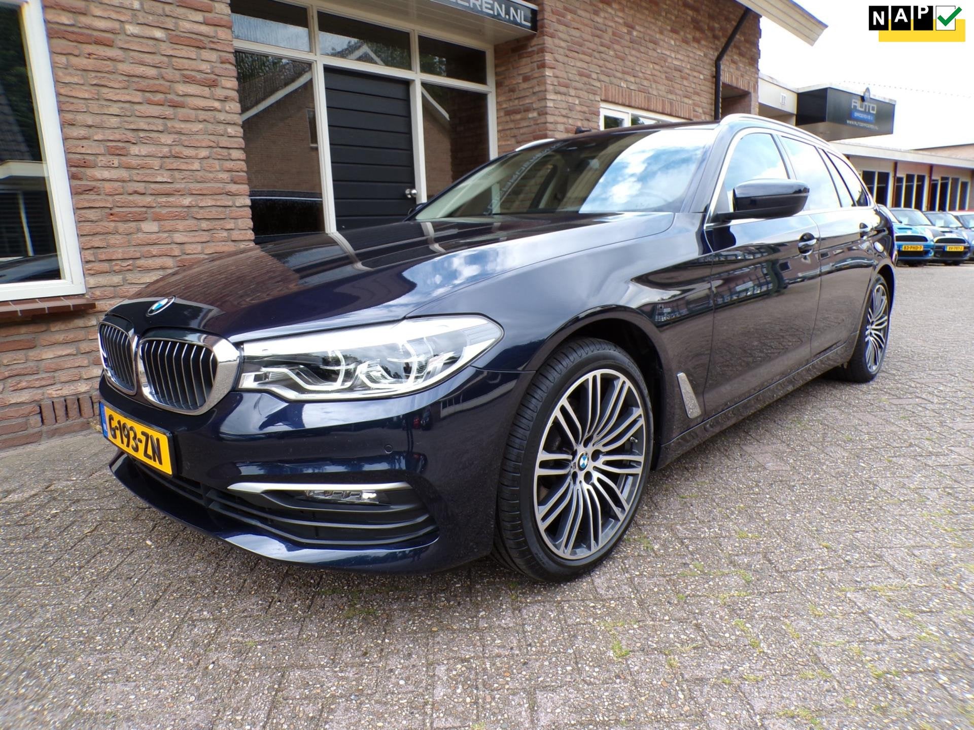 BMW 5-serie Touring 520i High Executive Edition Incl BTW, Auto's, BMW, Automaat, 1998 cc, Achterwielaandrijving, 4 cilinders