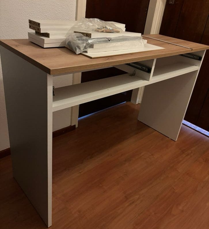 Leuke sidetable met 2 laden, Ophalen, 100 tot 150 cm, Zo goed als nieuw, 25 tot 50 cm