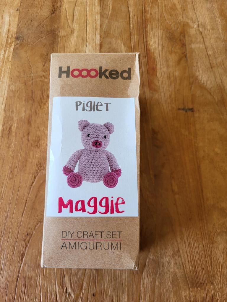 Hoooked Piglet Maggie DIY Haakpakket, Ophalen of Verzenden, Nieuw, Haken, Wol of Garen