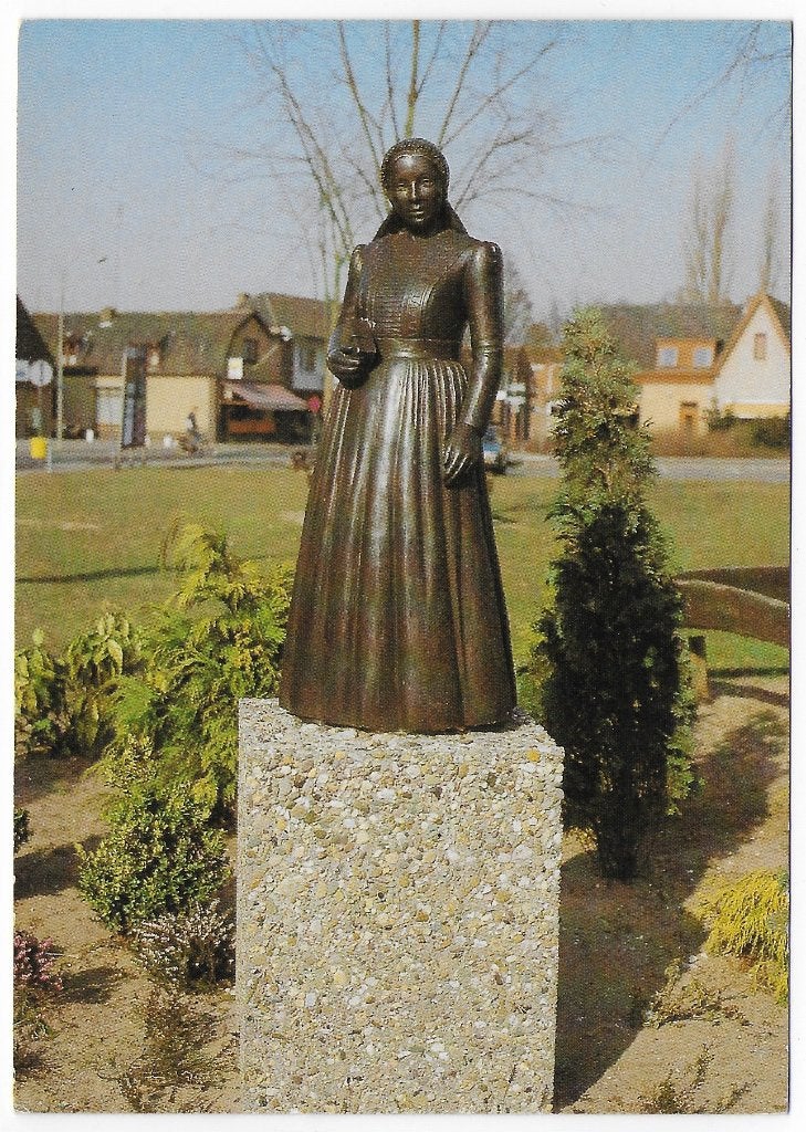 Lunteren Dorpsstraat Gelopen Ansichtkaart ( B6012 ), Ophalen of Verzenden, 1980 tot heden, Gelopen, Gelderland