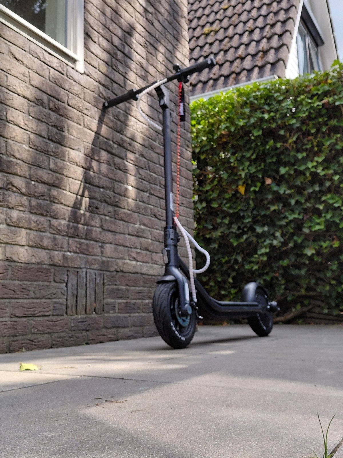 Te koop nette ninebot f2 plus custom, Fietsen en Brommers, Steps, Ophalen, Zo goed als nieuw, Elektrische step (E-scooter), Ninebot