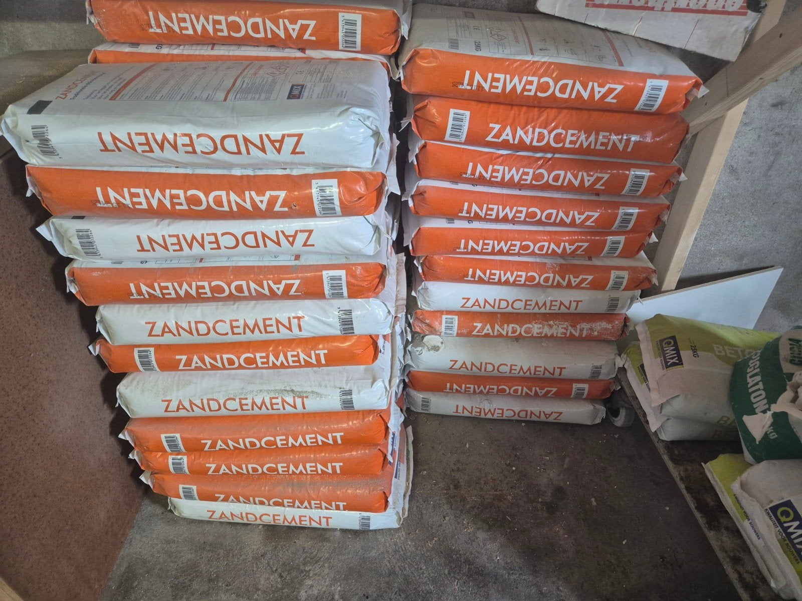 Zandcement zakken - Diverse hoeveelheden beschikbaar, Ophalen of Verzenden, Nieuw